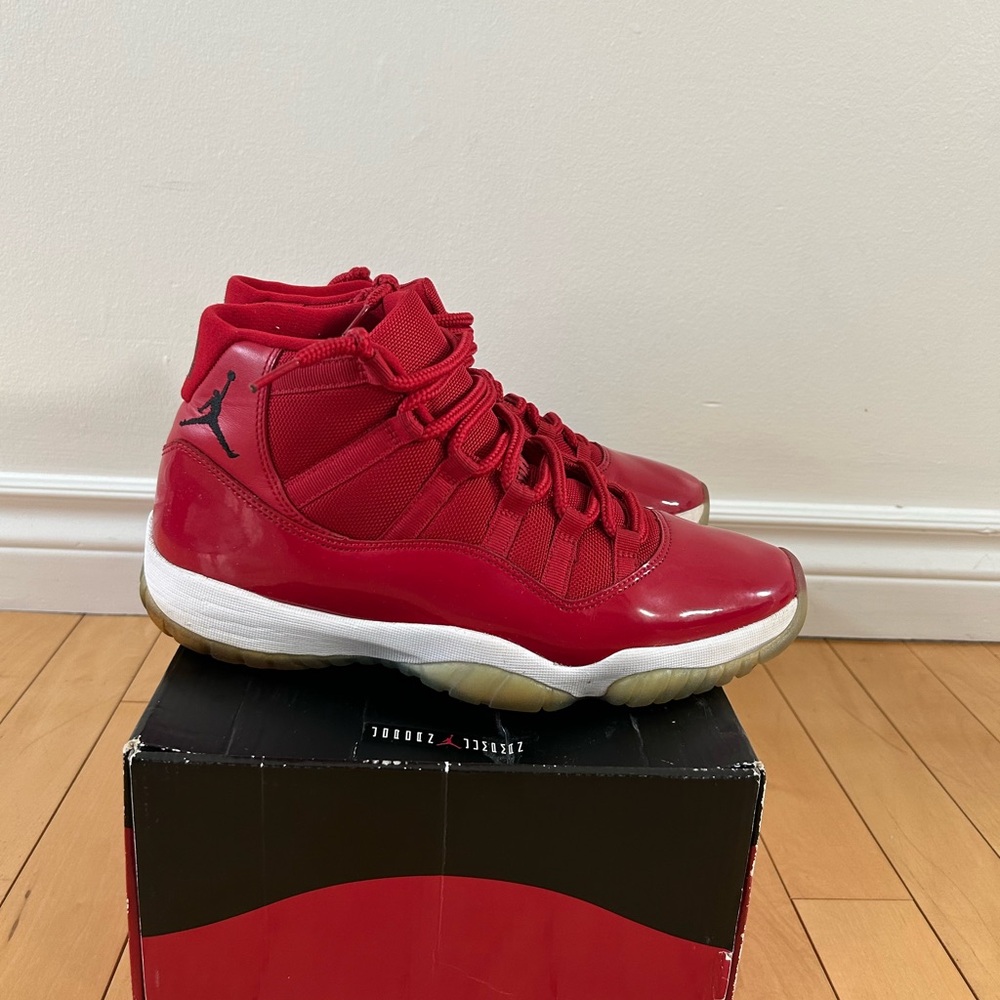 Jordan 11 Retro “Win like 96”. Men’s size 10